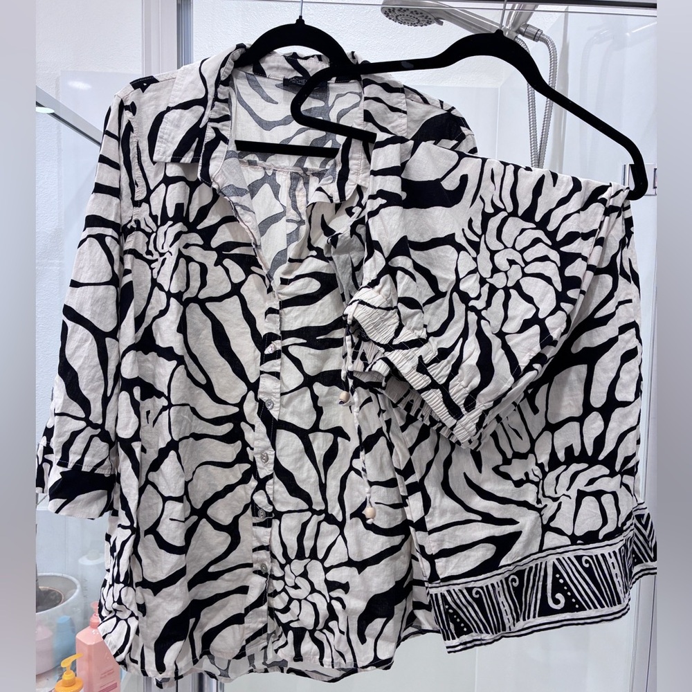 Rachel Zoe Black and White Abstract Button Down Shirt